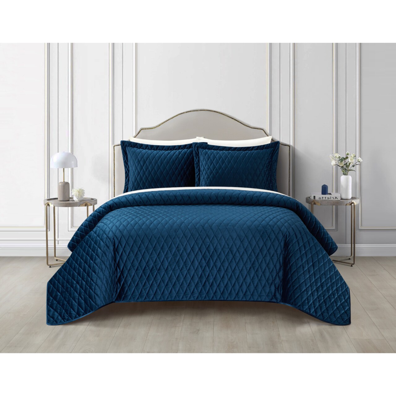 NY&C Home NYandC Home Dafa 3 Piece Velvet Quilt Set Diamond Stitched Pattern Bedding